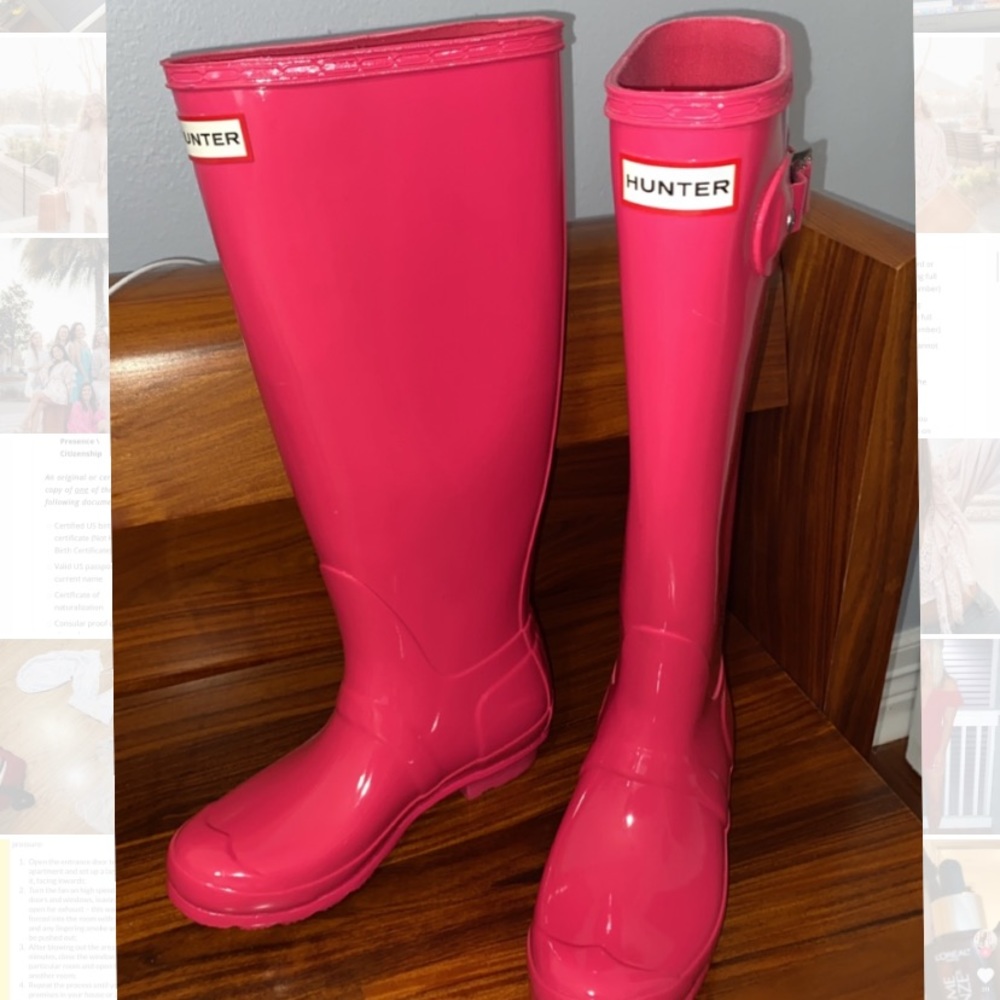 Brand new, never worn HUNTER boots